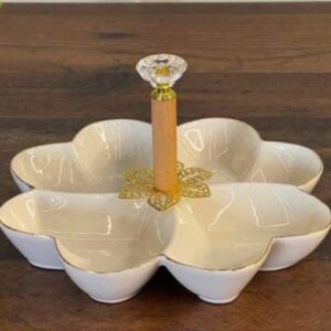 Segmented love snack plate